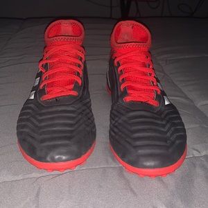 Adidas Turf predator Tango Shoes, Size 4 1/2.